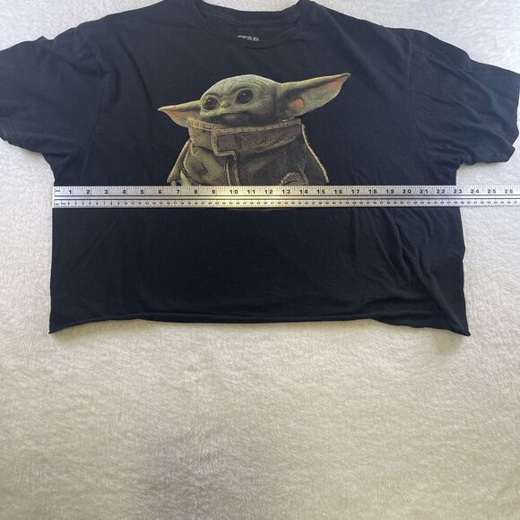 XL Black cutoff Midriff Star Wars The Mandalorian Grogu The Child T Shirt Fifth - Picture 7 of 11